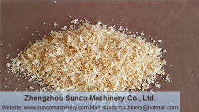 Rubber wood shavings for particleboard,