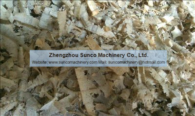 wood shavings and sawdust as chicken farm bedding materials,